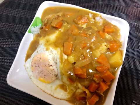 炊飯器レシピ♪子供向け♪甘口♪目玉焼きカレー